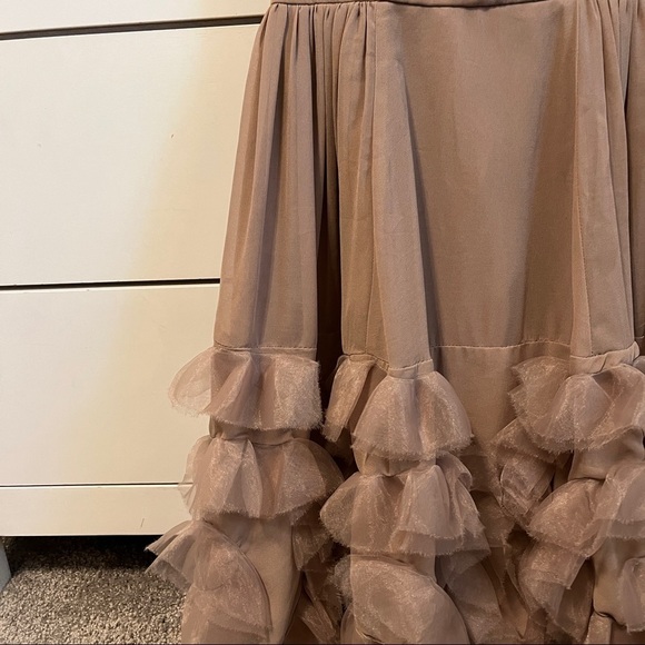 Lauren Conrad Tan Cocktail Dress With Ruffle Detail - Picture 5 of 8